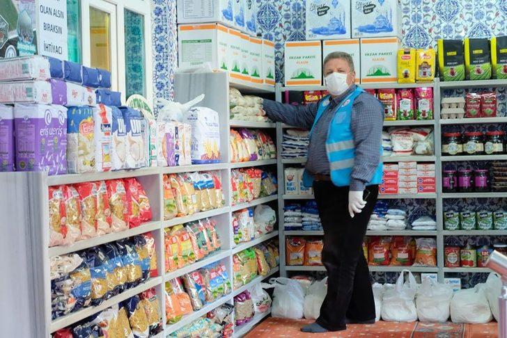 Bursa'da ihtiyaç sahipleri için caminin içine market kuruldu G4
