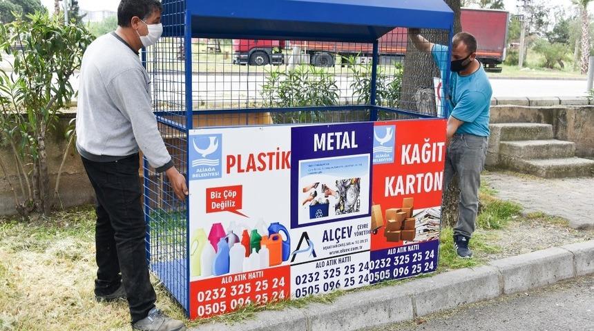 Ambalaj atıkları geri d&ouml;n&uuml;ş&uuml;me gidiyor