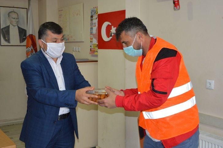 Havza Belediyesi 30 bin maske dağıttı G5