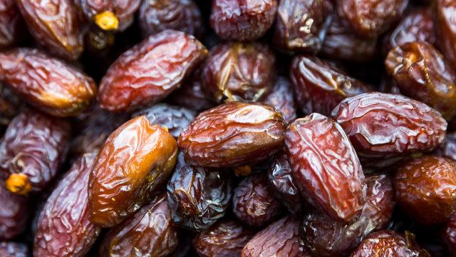 Ramazan öncesi tüketicilere glikoz şuruplu hurma uyarısı