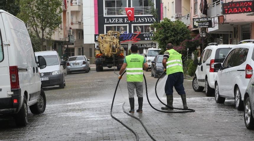 Erdemli&rsquo;de vir&uuml;s seferberliği