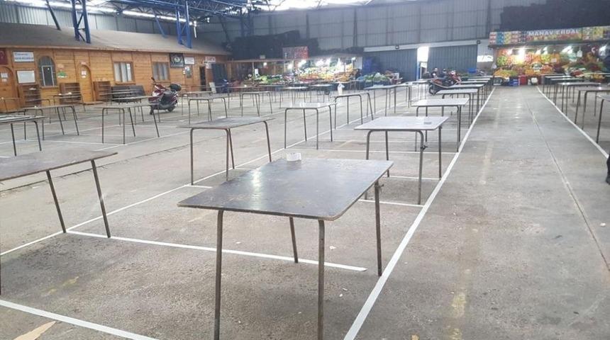 Pazar satıcıları i&ccedil;in sosyal mesafe kuralı