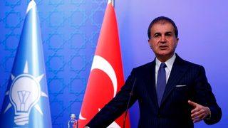 AK Parti Sözcüsü Çelik: Bahar Ayvazoğlu ve ailesini hedef alan, ahlak dışı imalarla dolu yazıyı kınıyoruz