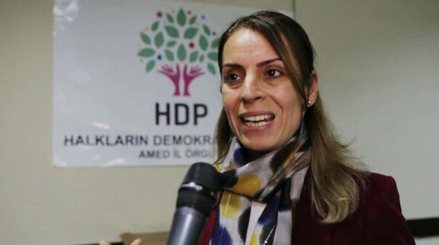 G&ouml;revden alınan HDP'li belediye başkanı, il binasında yargılama yaparak kararları Kandil'e g&ouml;ndermiş