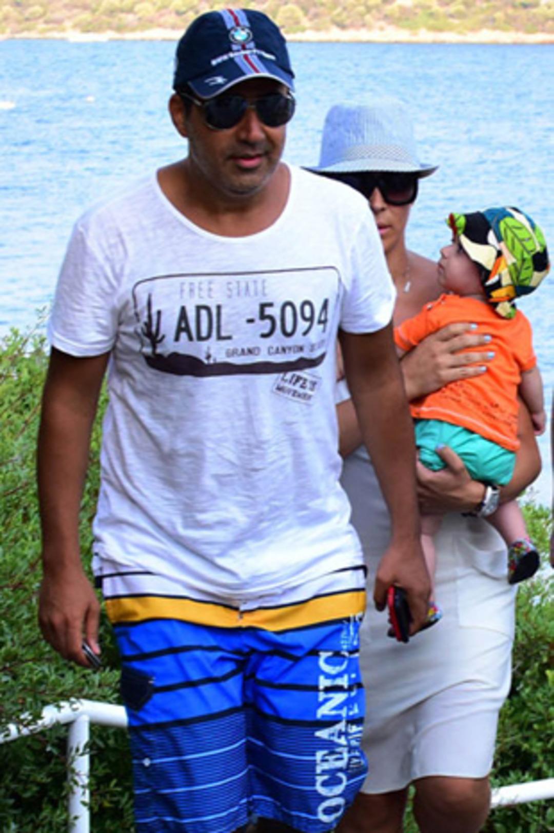 İşte k&uuml;&ccedil;&uuml;k Emrah