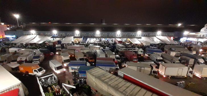 Bayrampaşa sebze halinde sokağa çıkma yasağı yoğunluğu G2