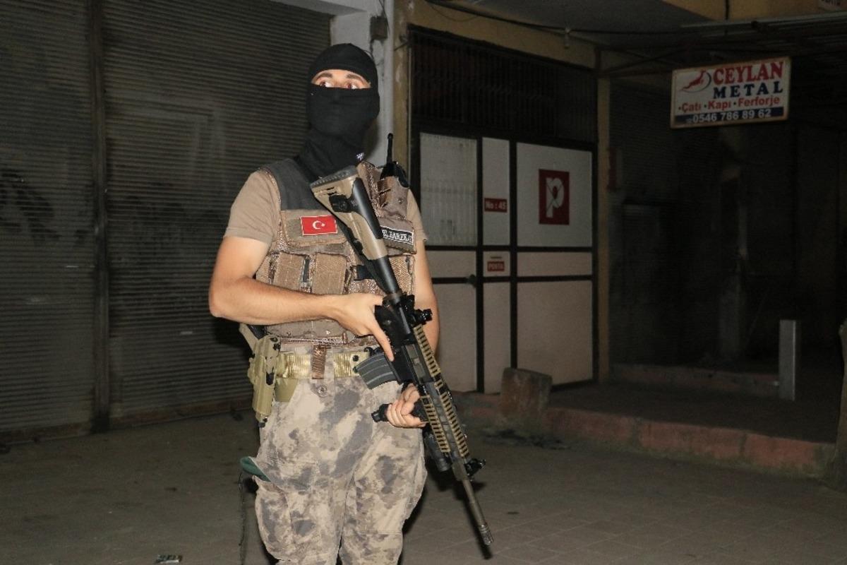 Adana&rsquo;da 270 polisle narkotik uygulaması