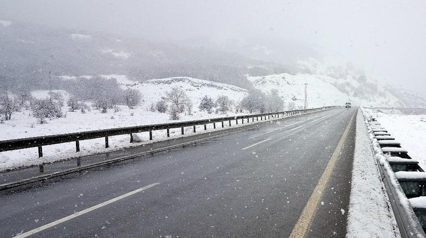 Doğu Anadolu’nun yüksek kesimlerinde kar yağışı