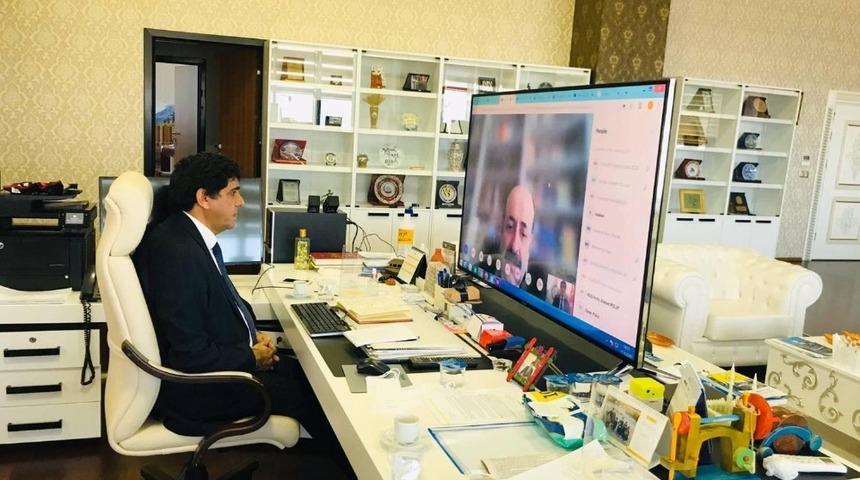 Rektör Alma telekonferans yöntemiyle yapılan toplantıya katıldı