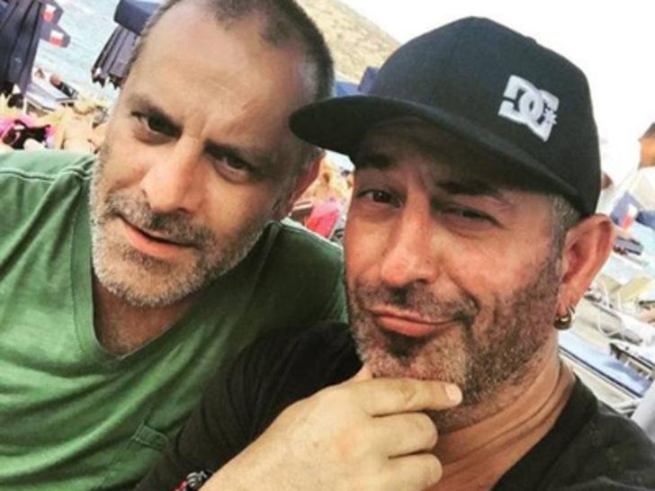 Cem Yılmaz ve Ozan Güven tatilde G4