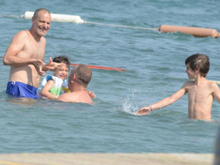 Cem Yılmaz ve Ozan Güven tatilde G5