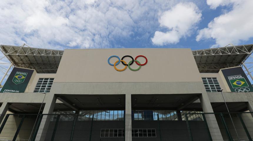 Brezilya, Kovid-19 ile mücadelede stadyumları hastaneye dönüştürüyor