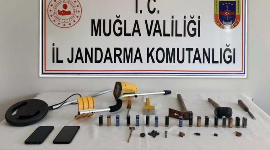 Tarihi eser ka&ccedil;ak&ccedil;ılarını korona da engelleyemedi