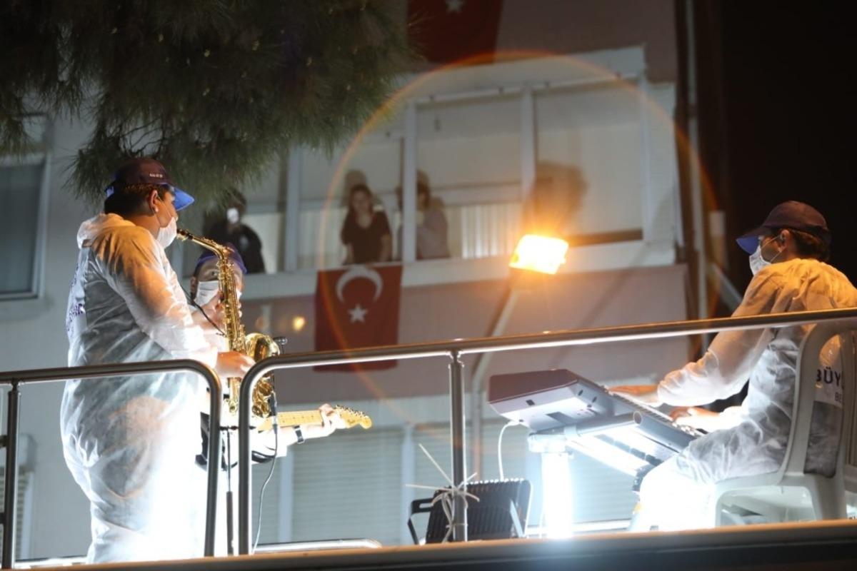 Aydın&rsquo;da 100. yıl coşkusu evlere taşındı