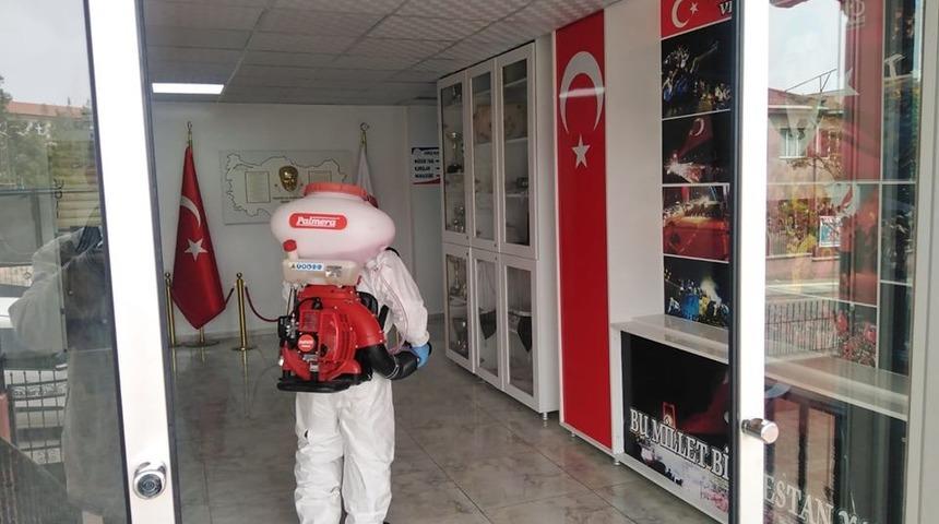 Dezenfekte &ccedil;alışmaları s&uuml;r&uuml;yor