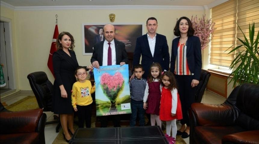 Değerler eğitiminin yer aldığı proje ile &ccedil;ocuklar "evde kal T&uuml;rkiye" mesajı verdi