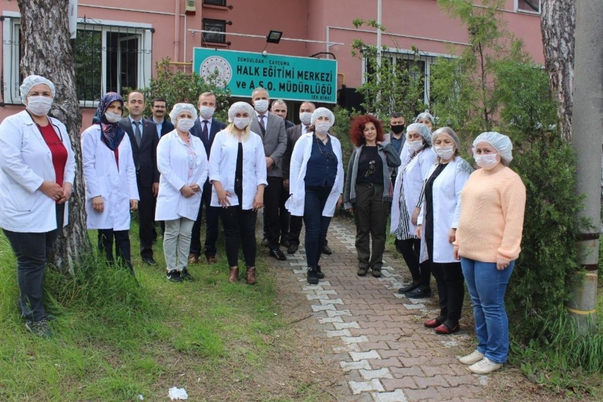 İl Milli Eğitim M&uuml;d&uuml;r&uuml; Akg&uuml;l &Ccedil;aycuma&rsquo;ya ziyarette bulundu