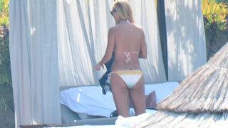 Işıl Reçber tatile doymuyor