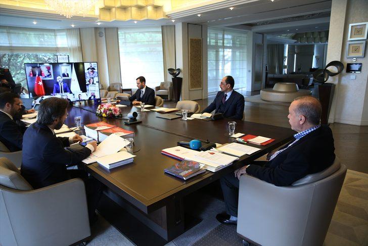 Cumhurbaşkanı Erdoğan milli futbolcularla görüştü  G5