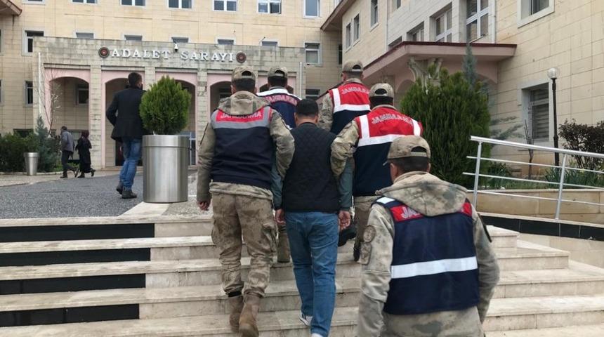 Siirt&rsquo;te 14 yıl 2 ay kesinleşmiş hapis cezası bulunan 2 şahıs yakalandı