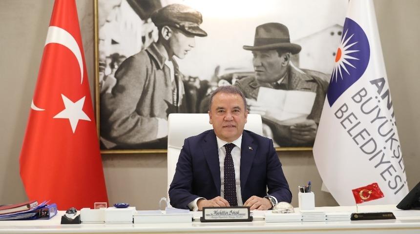 Başkan B&ouml;cek&rsquo;ten 23 Nisan mesajı