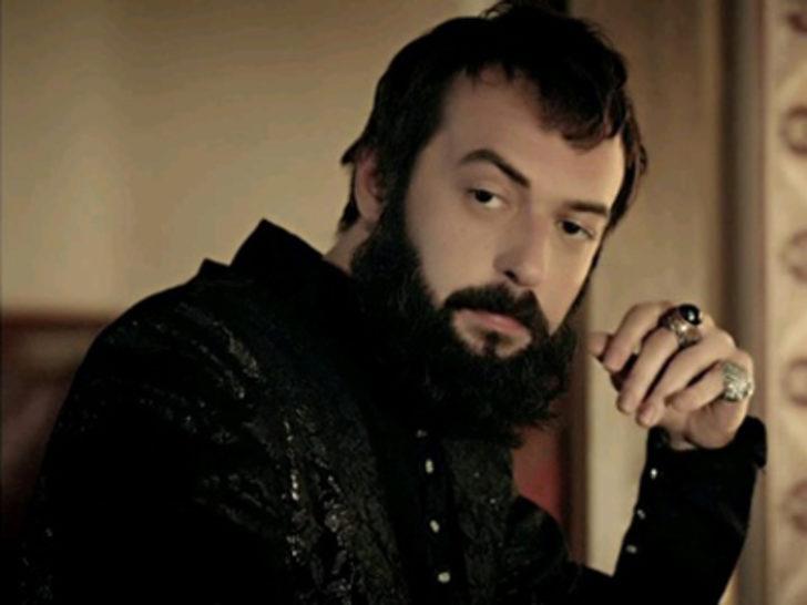 Okan Yalabık yeni dizisinde polis olacak G3