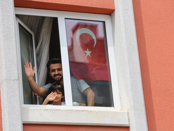 Maltepe Belediyesinden çocuklara sürpriz kutlama G5