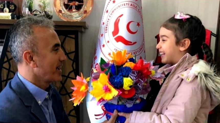 Çelik’in 23 Nisan Ulusal Egemenlik ve Çocuk Bayramı kutlama mesajı