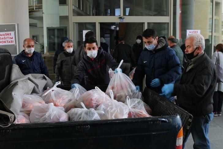 Pazarcılardan Akhisar Dayanışması’na destek G5