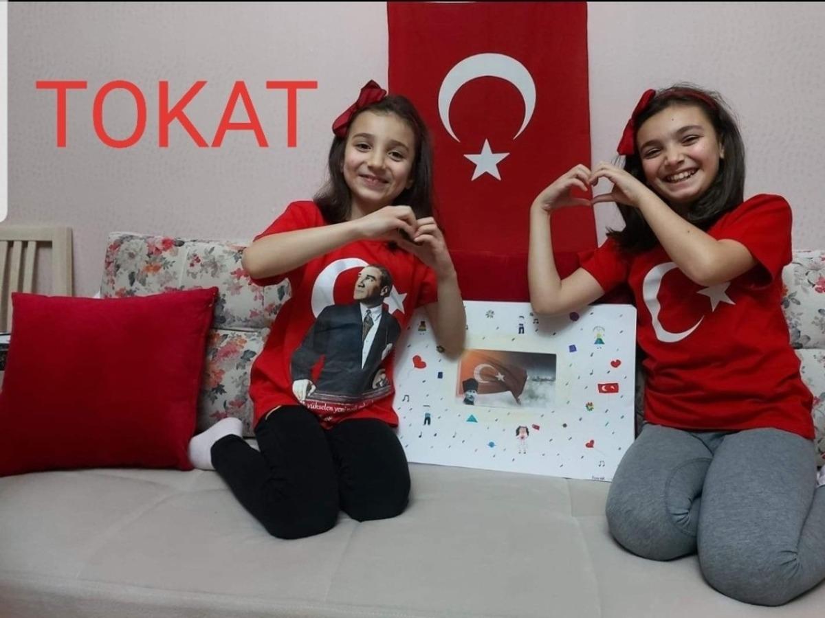 Atat&uuml;rk Ortaokulu &ouml;ğrencilerinden 23 Nisan&rsquo;a &ouml;zel kutlama videosu