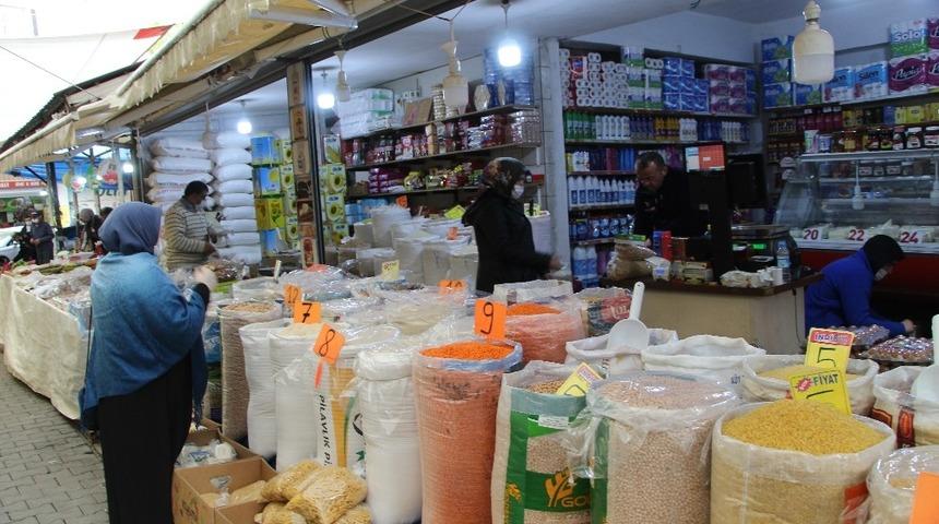 Devrek’te Pazar ve marketlerde Ramazan Ayı bereketi