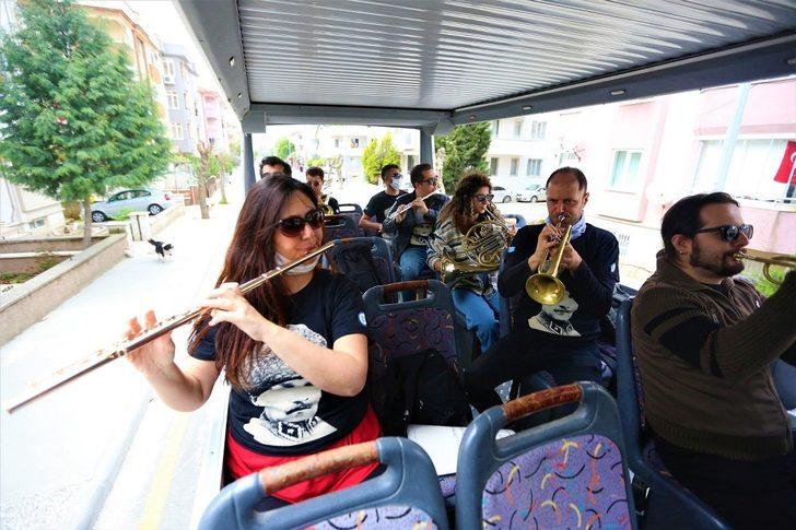 Büyükşehir’den 23 Nisan’da gezici araçlarla mobil konser G3