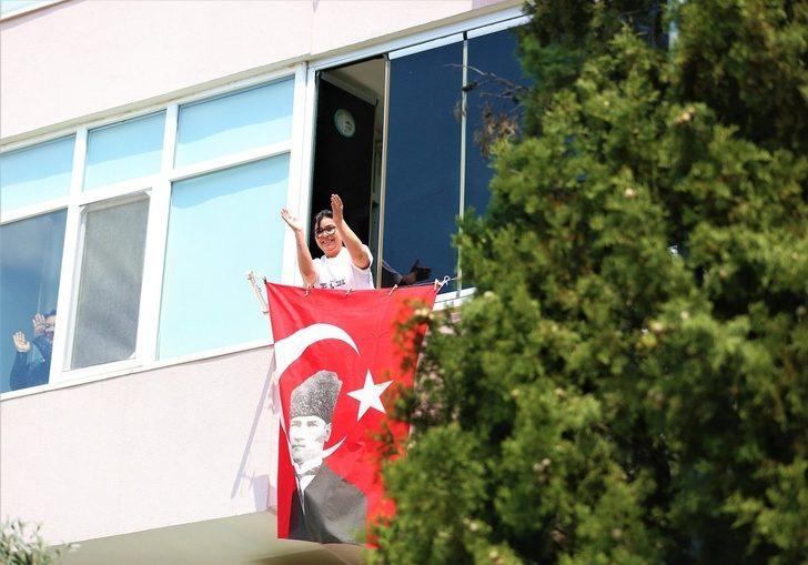 Büyükşehir’den 23 Nisan’da gezici araçlarla mobil konser G4