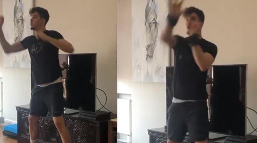 Fenerbahçe'nin kalecisi Altay Bayındır'dan ilginç antrenman