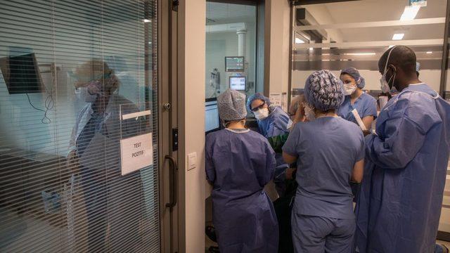 İstanbul'daki bir hastanenin yoğun bakım ünitesi
