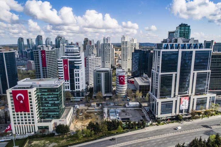 Bu sabah İstanbul! 23 Nisan coşkusu bayraklarla sokağa taştı G3