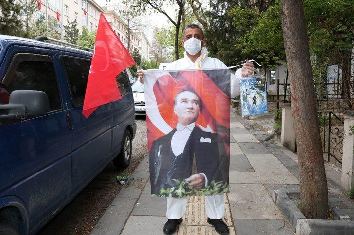 Çankaya’da evler Atatürk posterleri ve bayraklarla donatıldı G5