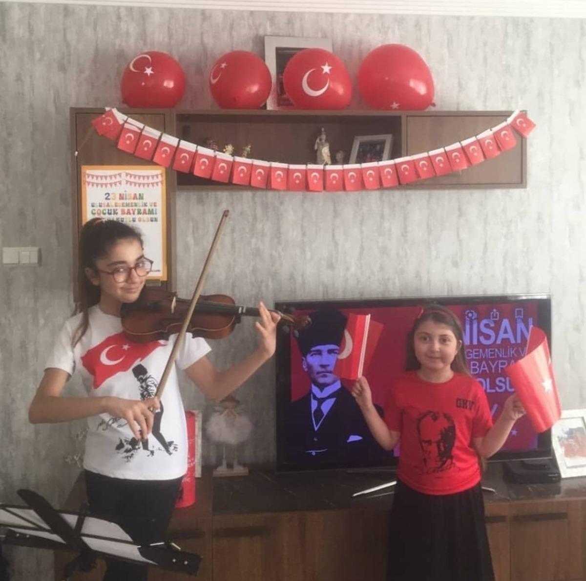 Minik GKV&rsquo;liler evlerini balkonlarını bayram yerine &ccedil;evirdi