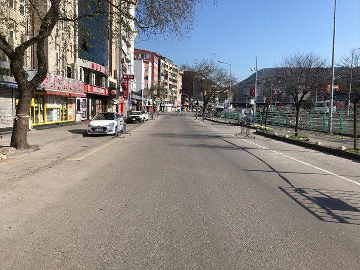 Sakarya, Kocaeli ve Zonguldak'ta kısıtlamanın ilk gününde cadde ve sokaklar boş kaldı G2