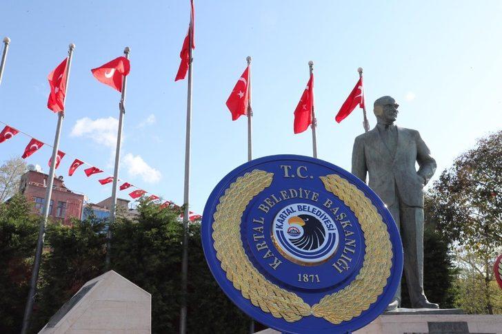 Kartal’da Atatürk Anıtı’na çelenk koyma törenine sınırlı katılım G3