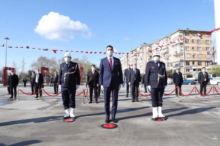 Kartal’da Atatürk Anıtı’na çelenk koyma törenine sınırlı katılım G4
