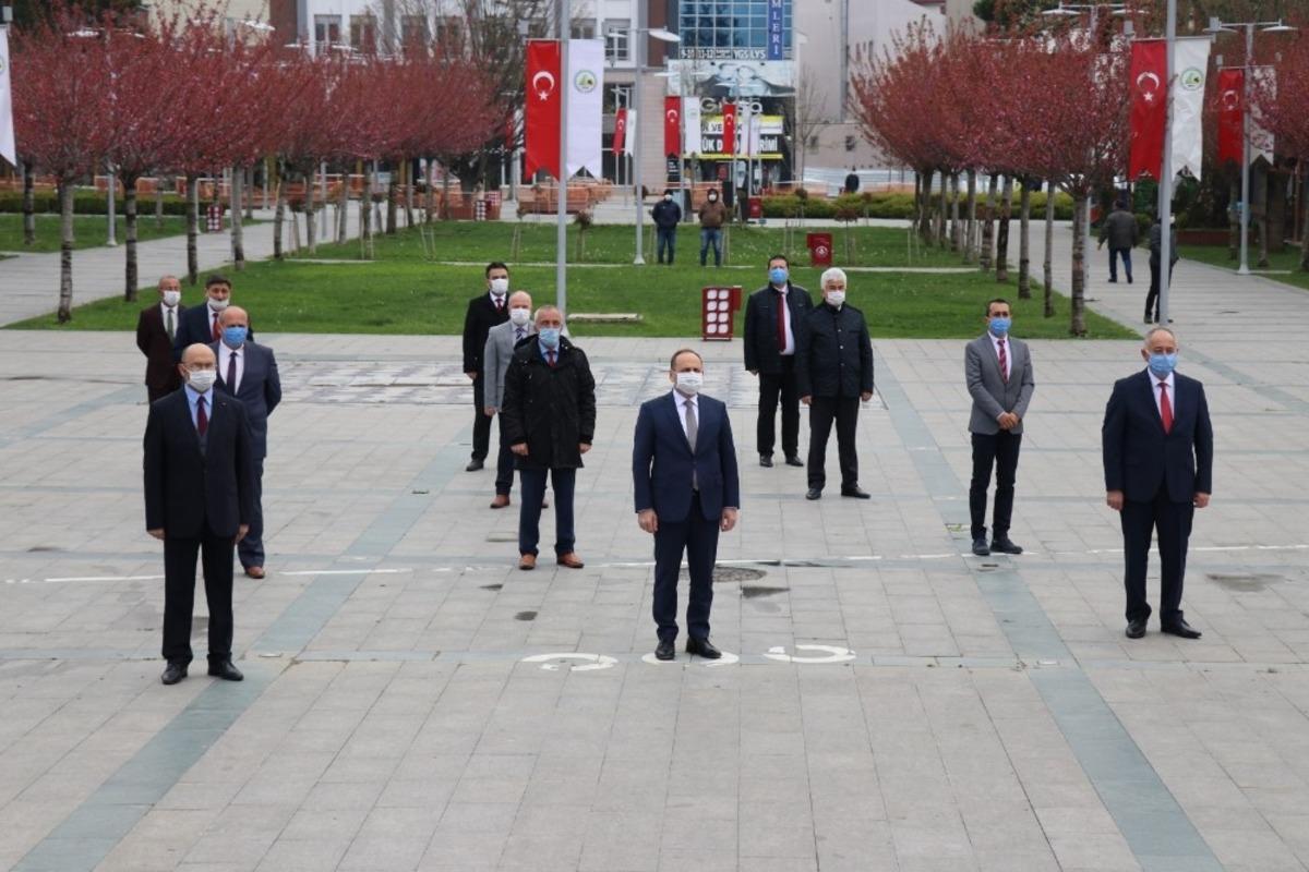 Bolu&rsquo;da korona vir&uuml;s &ouml;nlemli 23 Nisan programı d&uuml;zenlendi