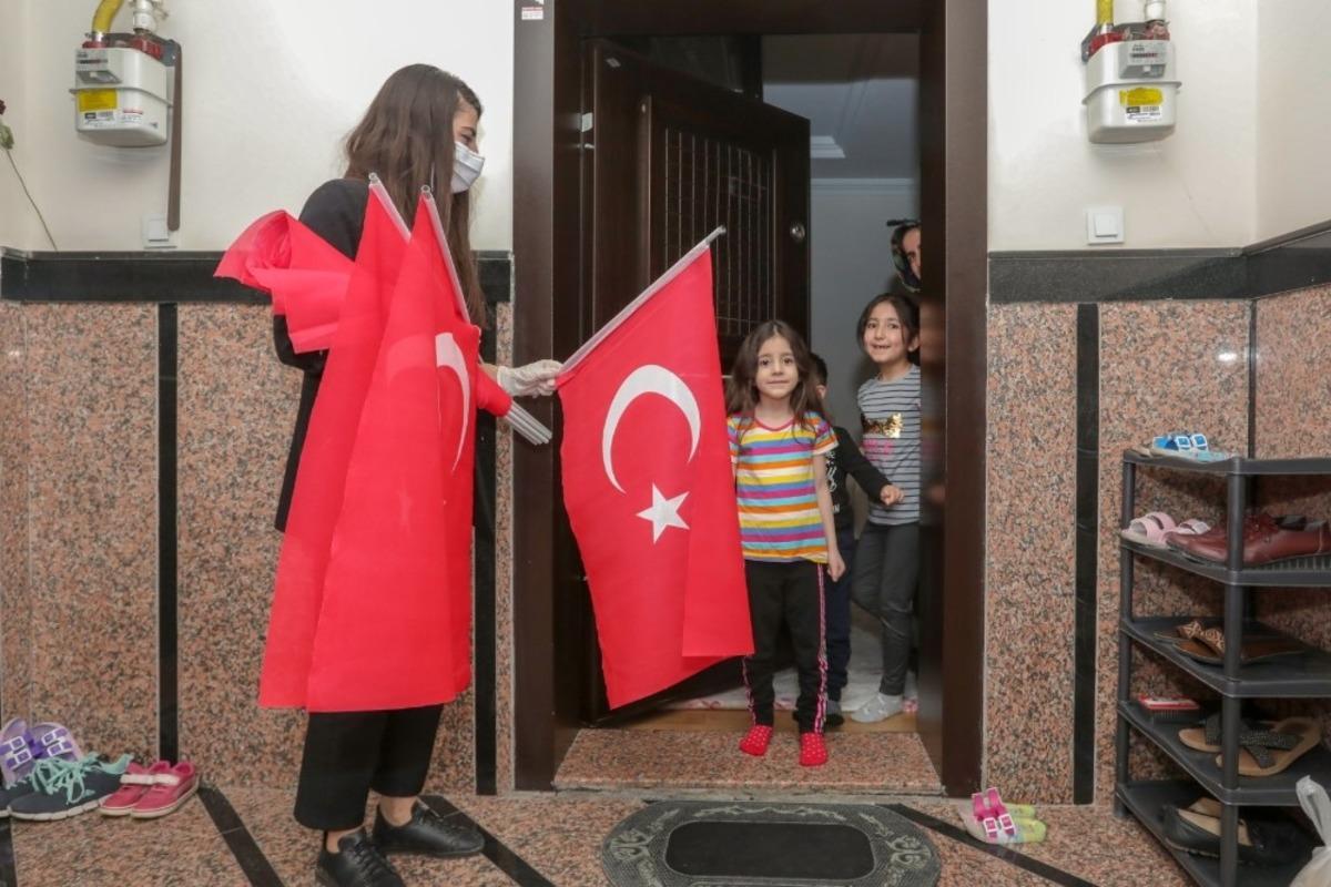 İpekyolu Belediyesi &ccedil;ocukları unutmadı