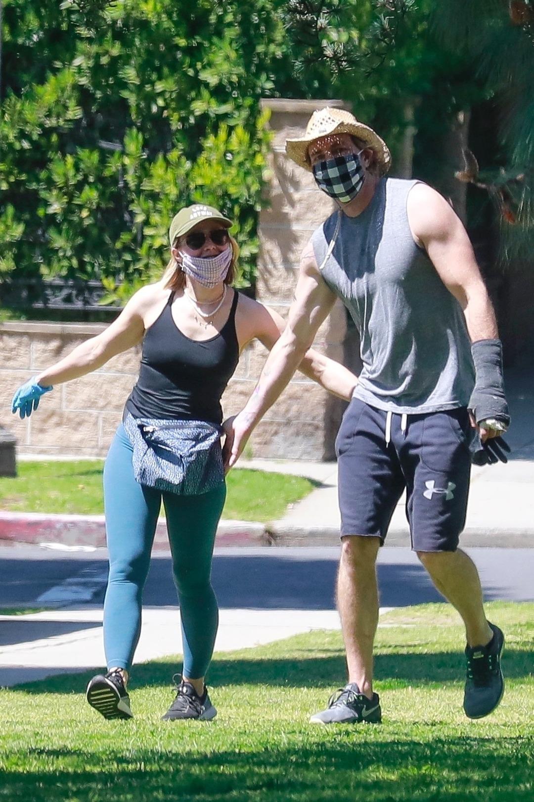 Koronavir&uuml;s g&uuml;nlerinde aşk