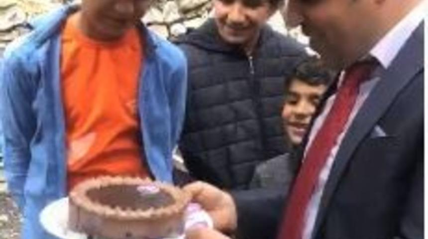 Bah&ccedil;esaraylı &ouml;ğrenciye &ccedil;ifte s&uuml;rpriz