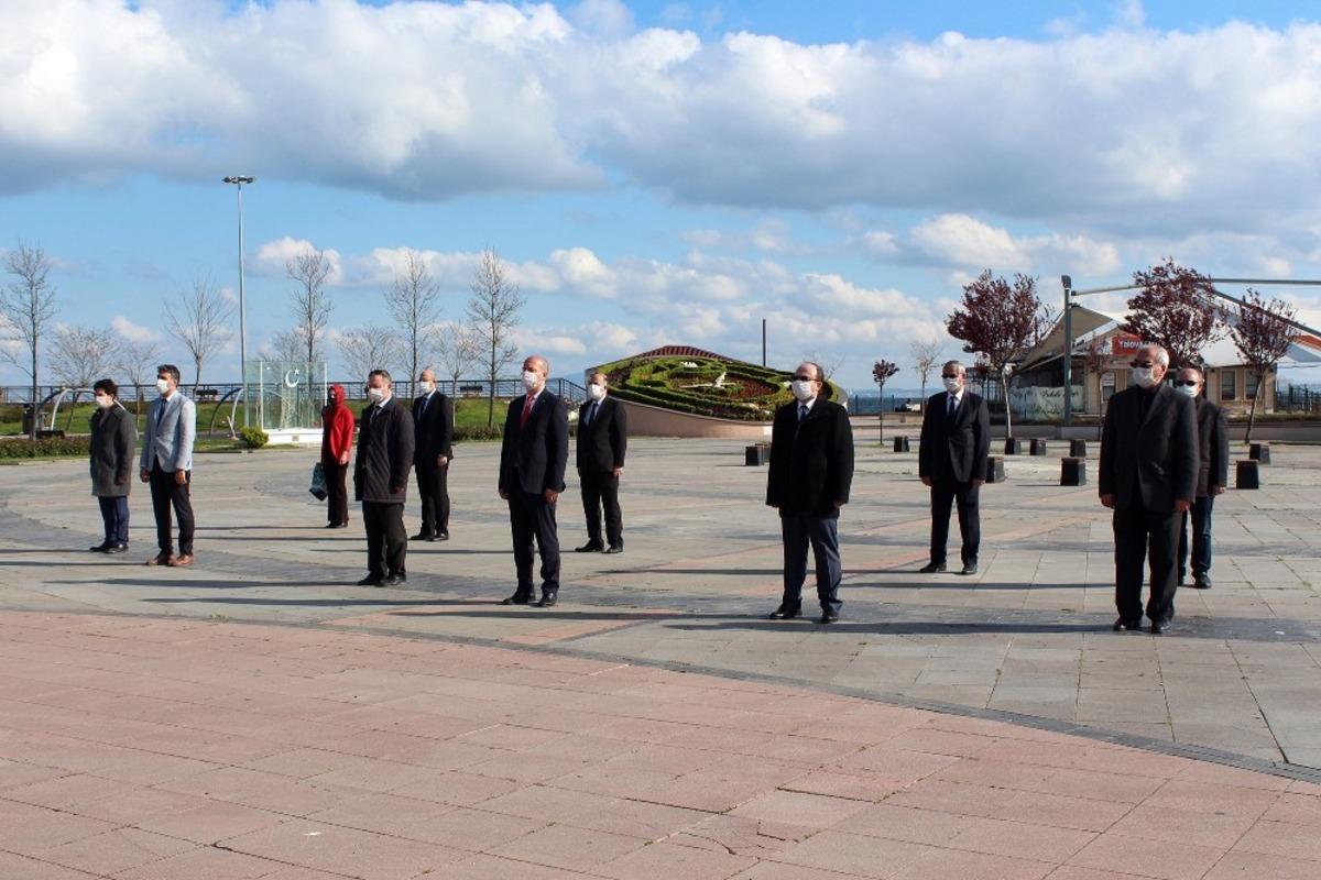 23 Nisan Yalova&rsquo;da sade bir t&ouml;renle kutlandı