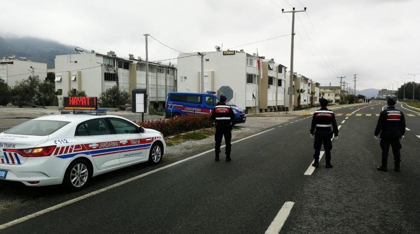 Balıkesir&rsquo;de 13 aranan şahıs yakalandı