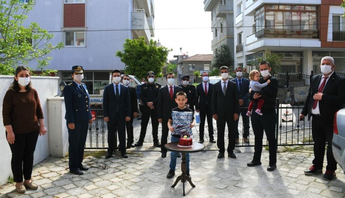 23 Nisan&rsquo;da doğan &ouml;ğrencilere s&uuml;rpriz