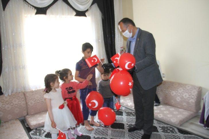 Başkan Saklı’dan çocuklara 23 Nisan sürprizi G2