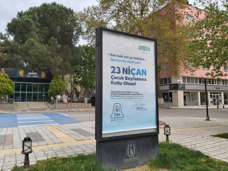 Çan bayraklarla donatıldı G4